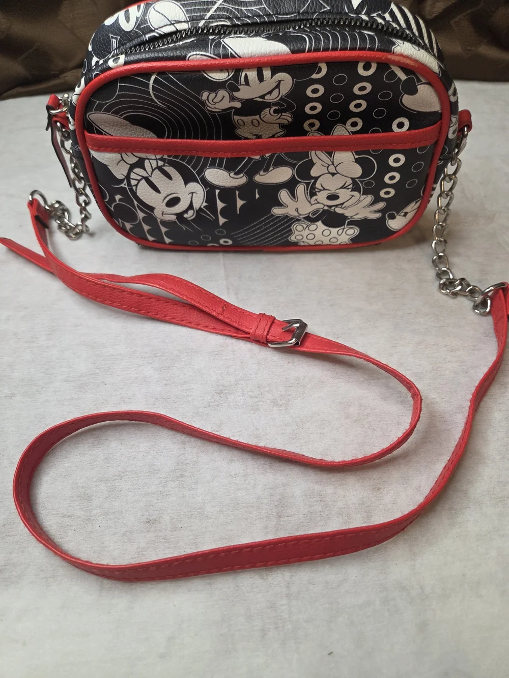 Disney Black & Red Minnie Mouse Crossbody Bag-Project